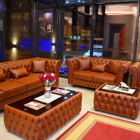 ذا فيفتى ايت السالمية Aparthotel Kuwait City Bagian luar foto