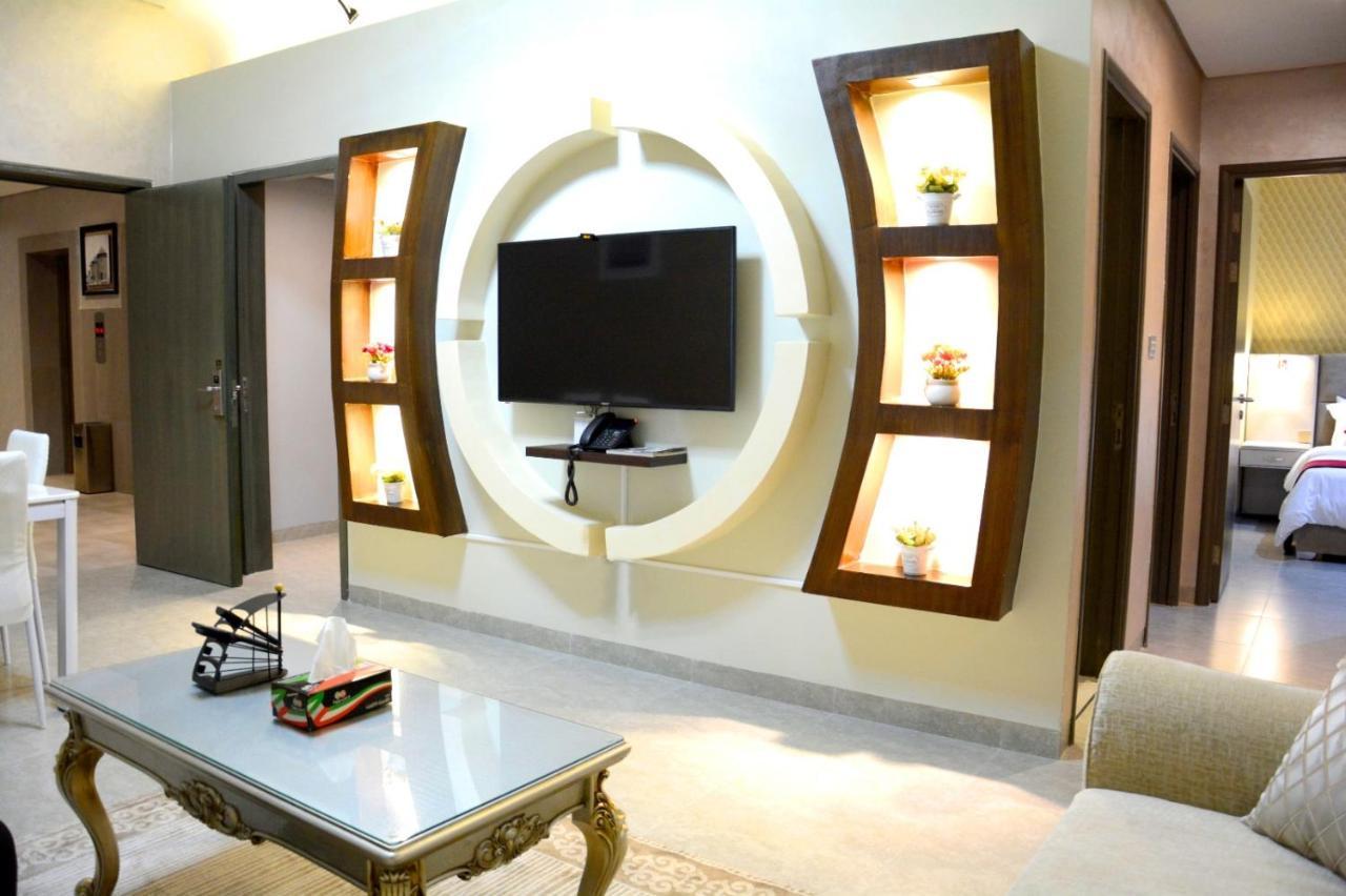 ذا فيفتى ايت السالمية Aparthotel Kuwait City Bagian luar foto