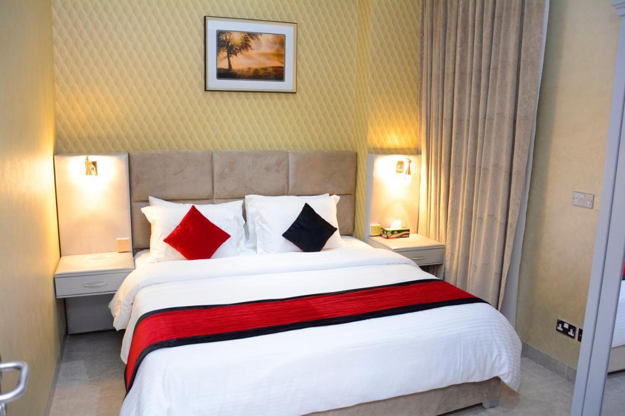 ذا فيفتى ايت السالمية Aparthotel Kuwait City Bagian luar foto