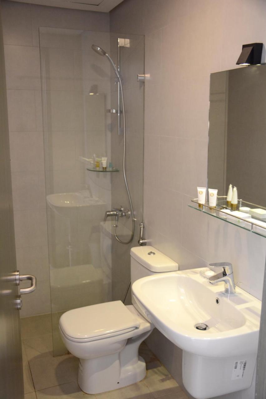 ذا فيفتى ايت السالمية Aparthotel Kuwait City Bagian luar foto